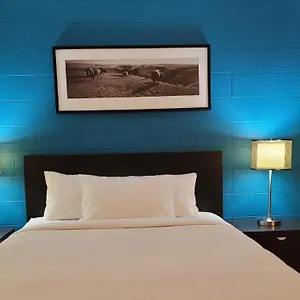 Inn Roadking, Calgary